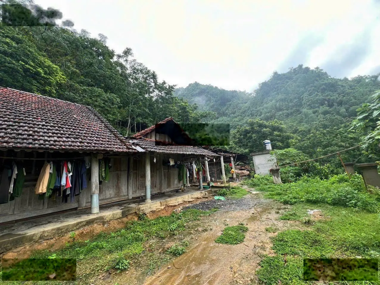 Chân dài đẹp nhất tại Vầy Nưa, Đà Bắc, Hoà Bình tay chạm nước phiên bản giới hạn