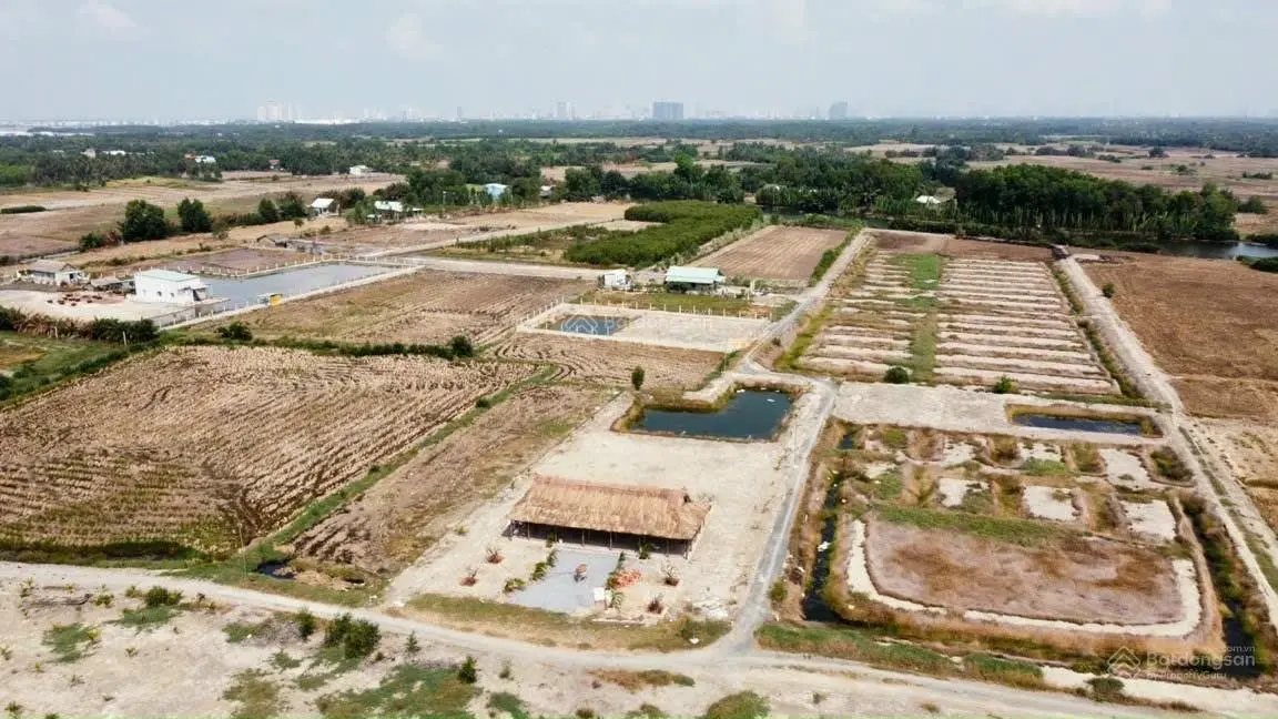 Bán đất đường ô tô giá 2,47 tỷ, diện tích 1300 m2, tại Phước Khánh, Nhơn Trạch, Đồng Nai