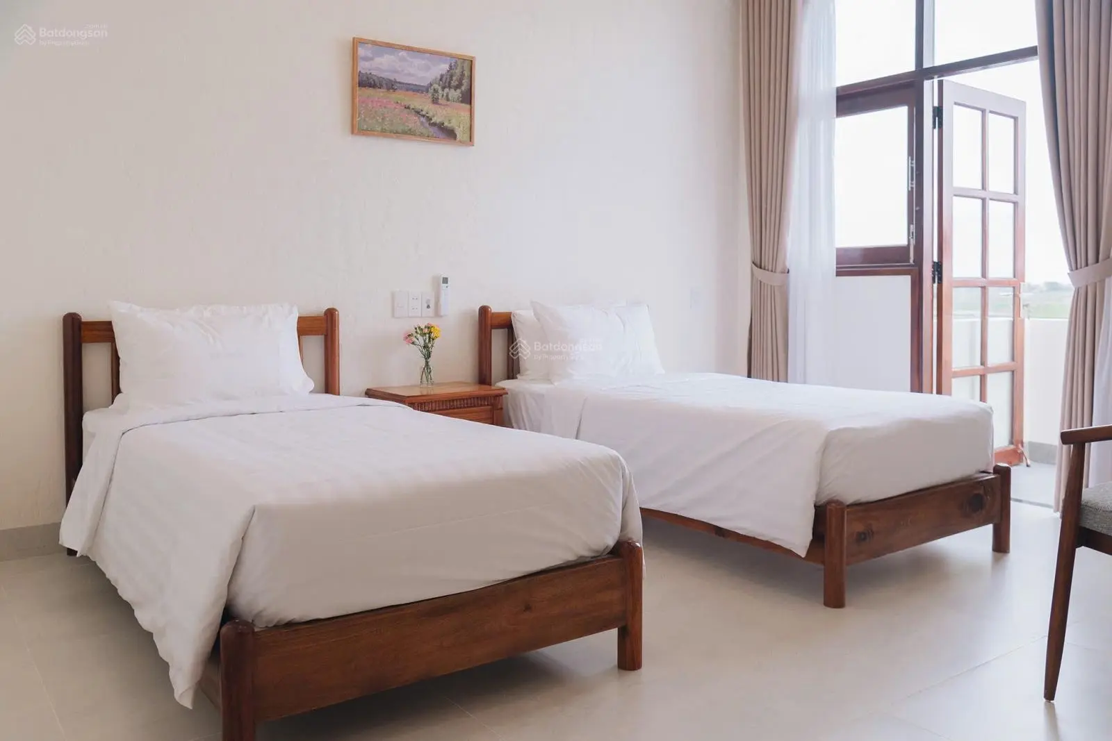 Bán homestay trung tâm Hội An 5PN, sở hữu view cánh đồng lúa. Nội thất xịn sò. Giá 11,9 tỷ