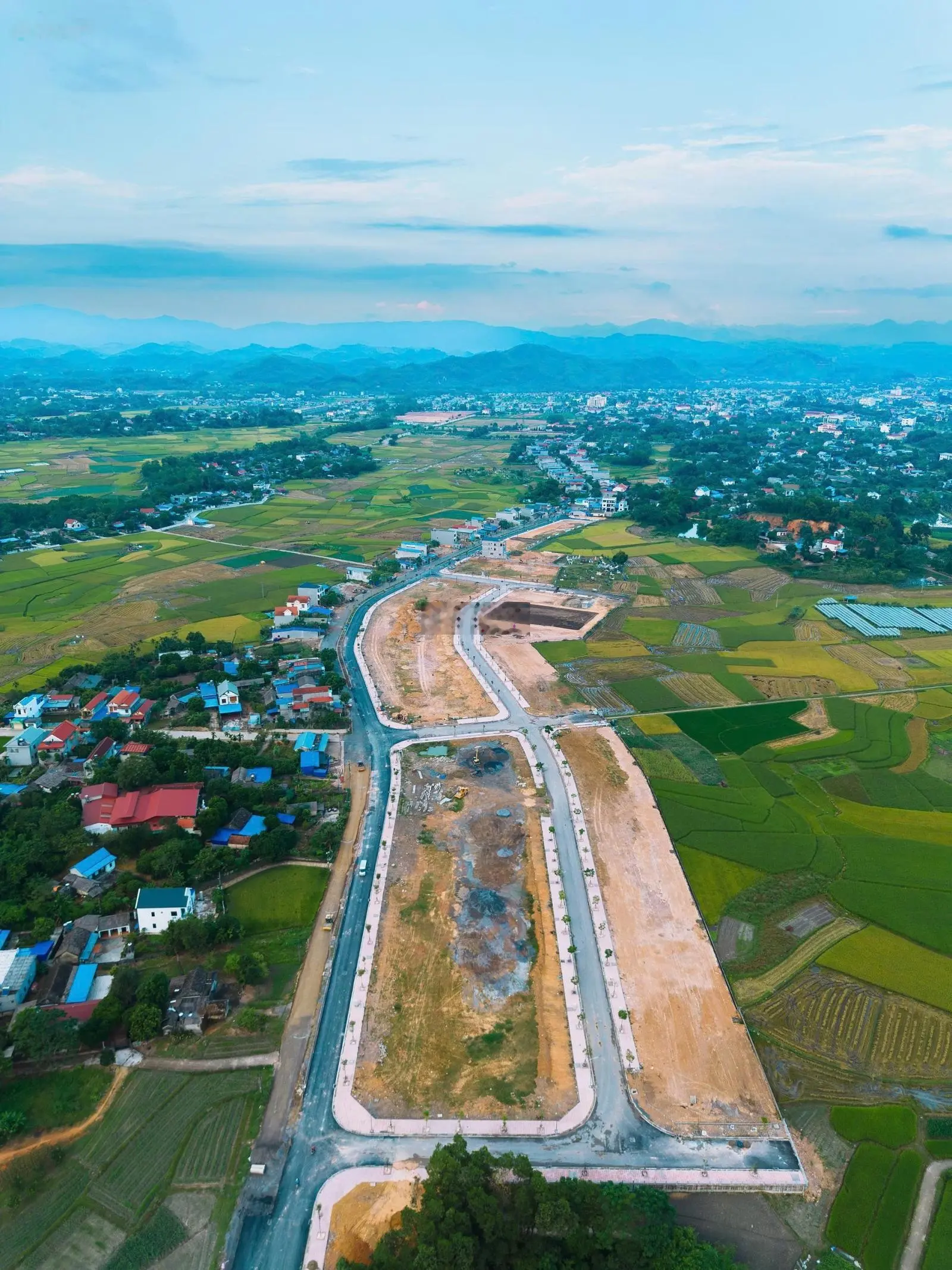 Mở bán 40 lô dự án 