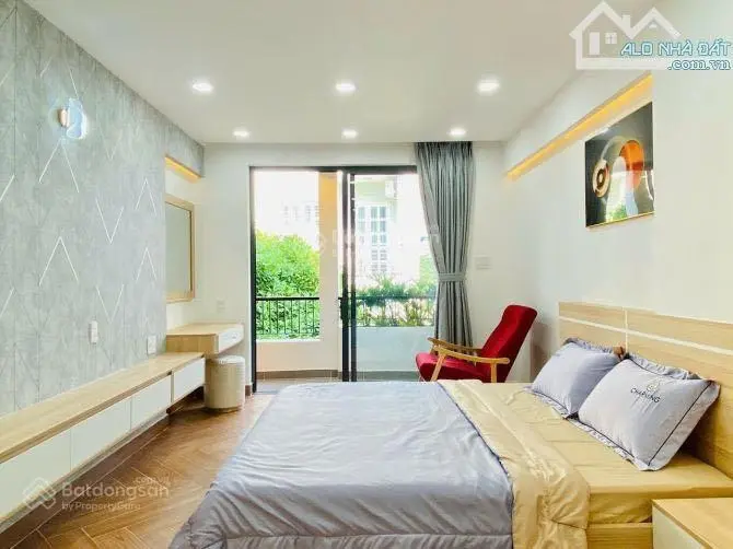 Nhà phố chủ bán lỗ đi xuất ngoại, 64m2 tại Nguyễn Thiện Thuật quận 3, hẻm 6m, sổ hồng riêng