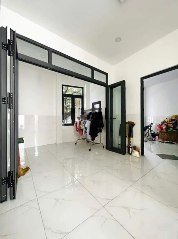 Bán căn nhà Trần Văn Đang, Phường 11, Quận 3 51m2, giá 3ty250 sổ sẵn