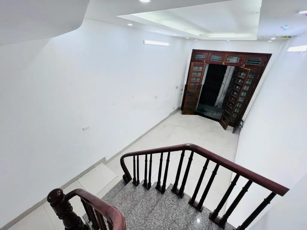 Bán nhà đẹp Nhân Hòa, Thanh Xuân 6,39 tỷ, 35m2, 4PN, giá siêu hời! Gần Royal City, Hapulico