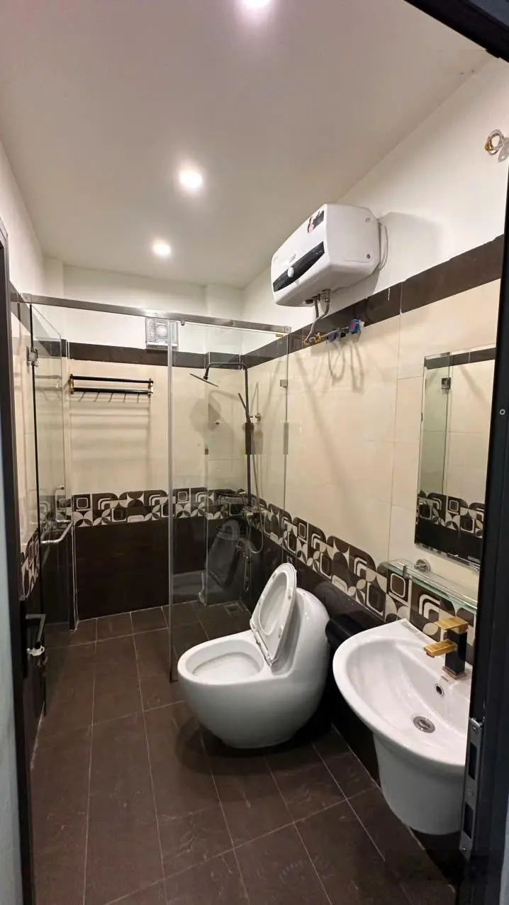 Bán nhà riêng 4PN, 4WC, 52m2, 4,05 tỷ ở Đằng Giang, Ngô Quyền, HP - Hot! View đẹp