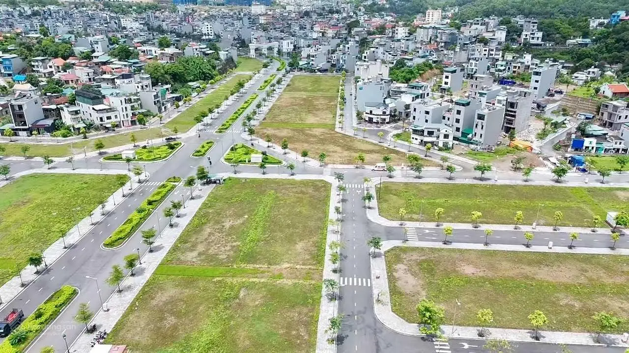 Bán hàng kiếm đồng phí khắc phục sau bão (nhất là tinh thần)