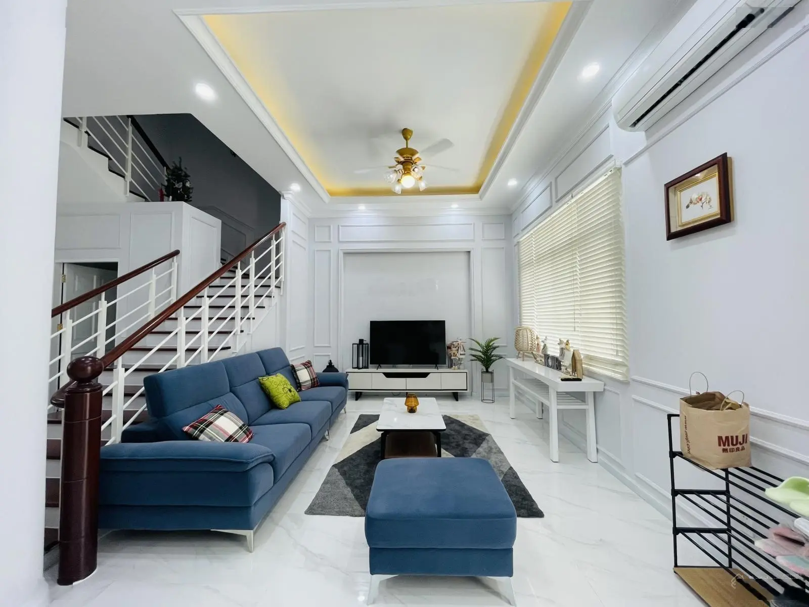 Cần bán villa Mỹ Thái, Phú Mỹ Hưng, Q.7. 7x18m, bán 34.8 tỷ LH:0938602838 Nhân