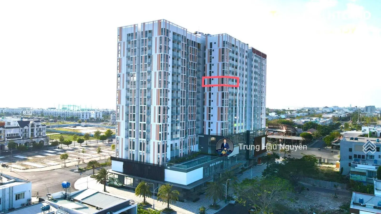 Bán căn hộ Sophia Center 2 phòng ngủ, góc 2 view hồ bơi rất đẹp, tầng trung, hoàn thiện cơ bản đẹp