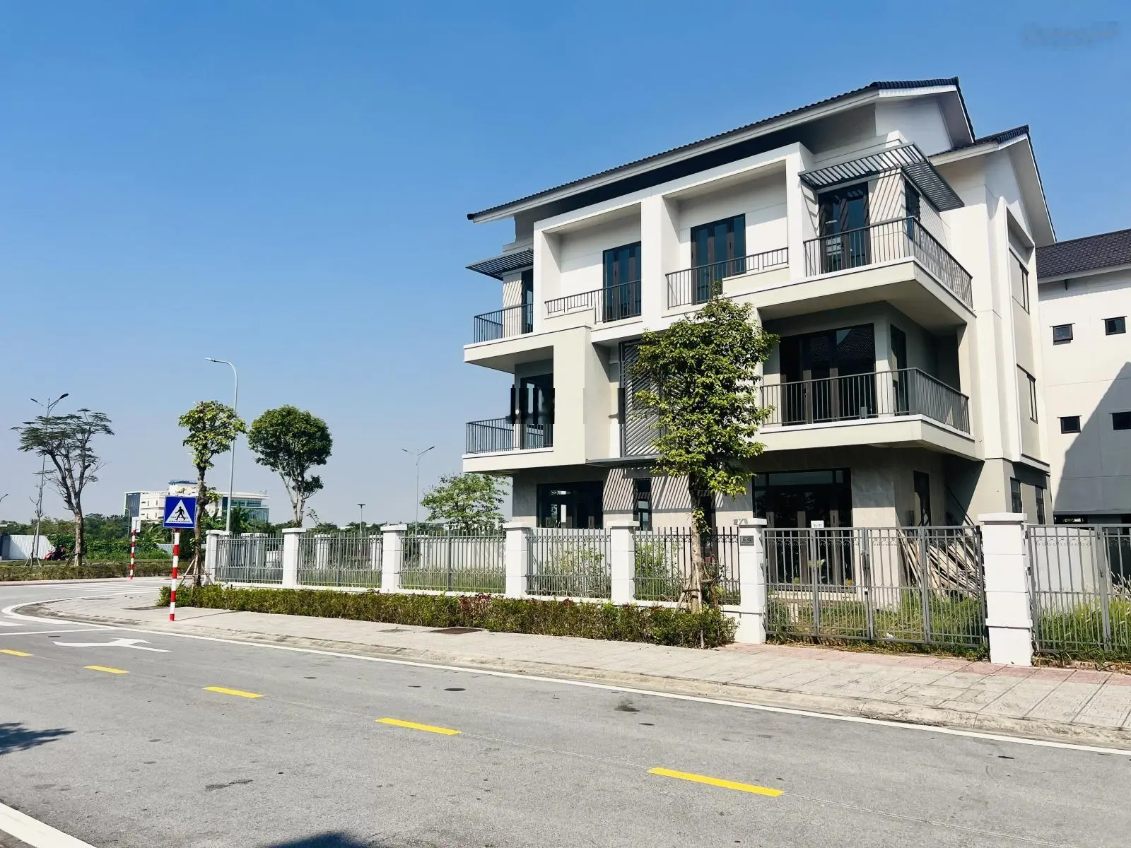 Bán BT đẹp xuất sắc tại Centa Riverside, hàng chủ đầu tư giá F0