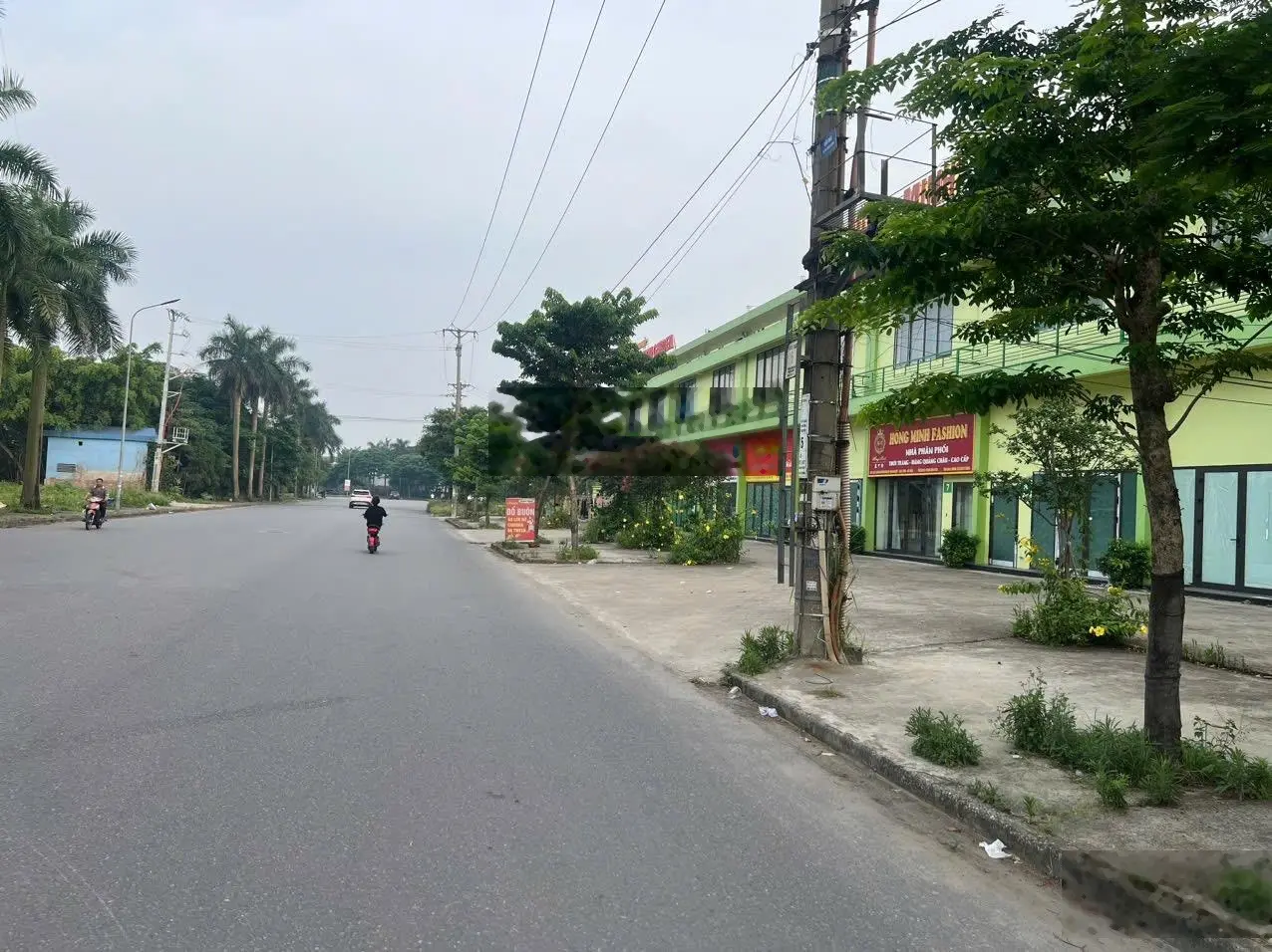 Chính chủ cần bán 3000m đất mặt đường ninh hiệp làm kho sưởng, đường rộng 25m vị trí kinh doanh