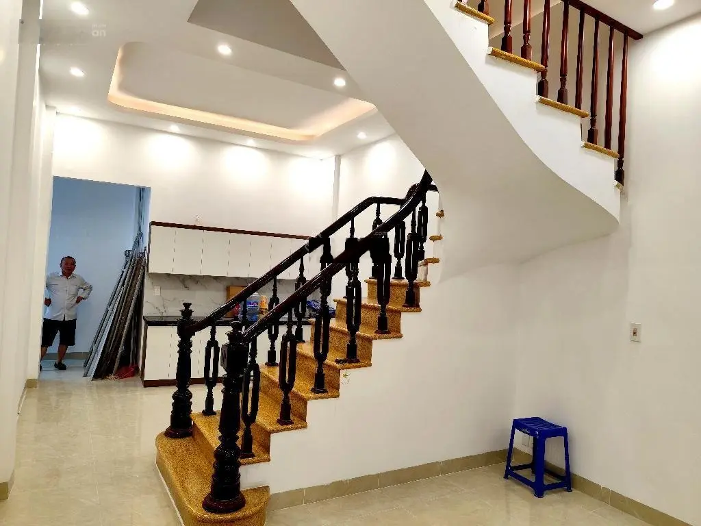 Bán nhà Lê Quang Đạo nối dài, đi Đại Linh, Cương Kiên Trung Văn, nhà đẹp ở ngay. 40m2, 4,95 tỷ