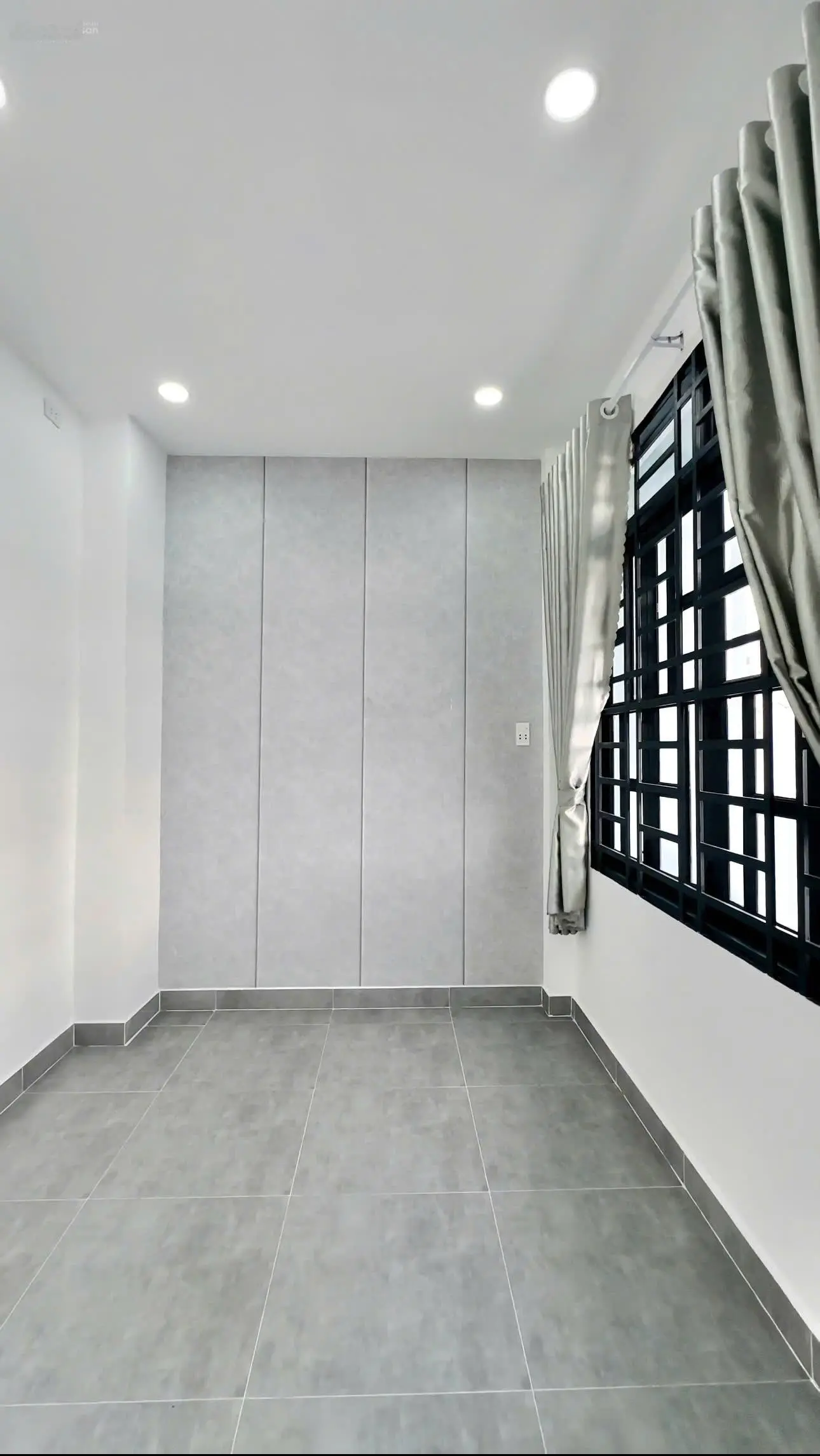 Nhà Quận 3 - Đường Nam Kỳ Khởi Nghĩa, DT 40m2 (4x10m) gần CGV Lý Chính Thắng. Giá 2tỷ850 triệu