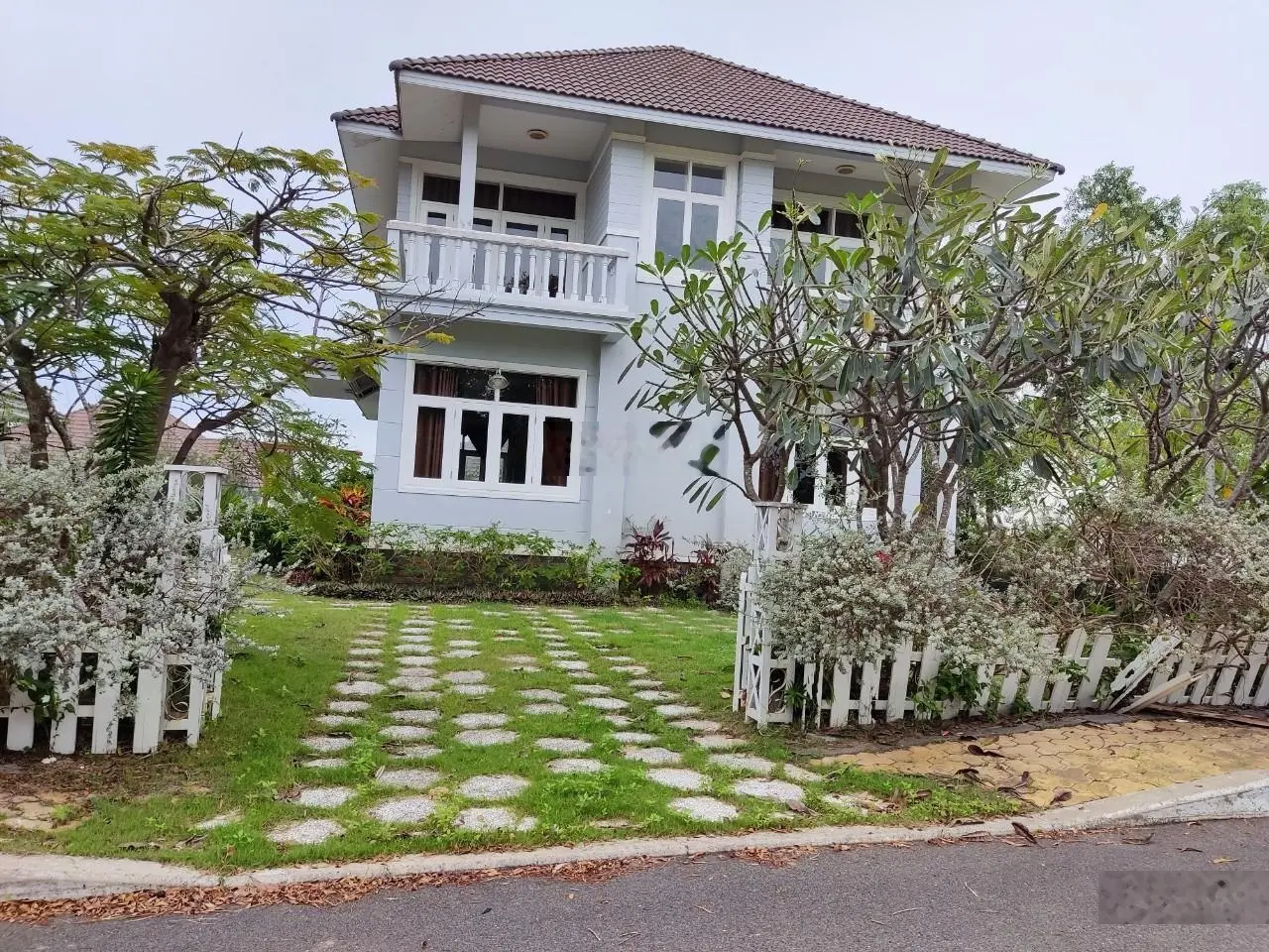 Cần bán Villa Sea Links vị trí đẹp giá tốt đón đầu cao tốc sân bay, giá chỉ từ 13 tỷ