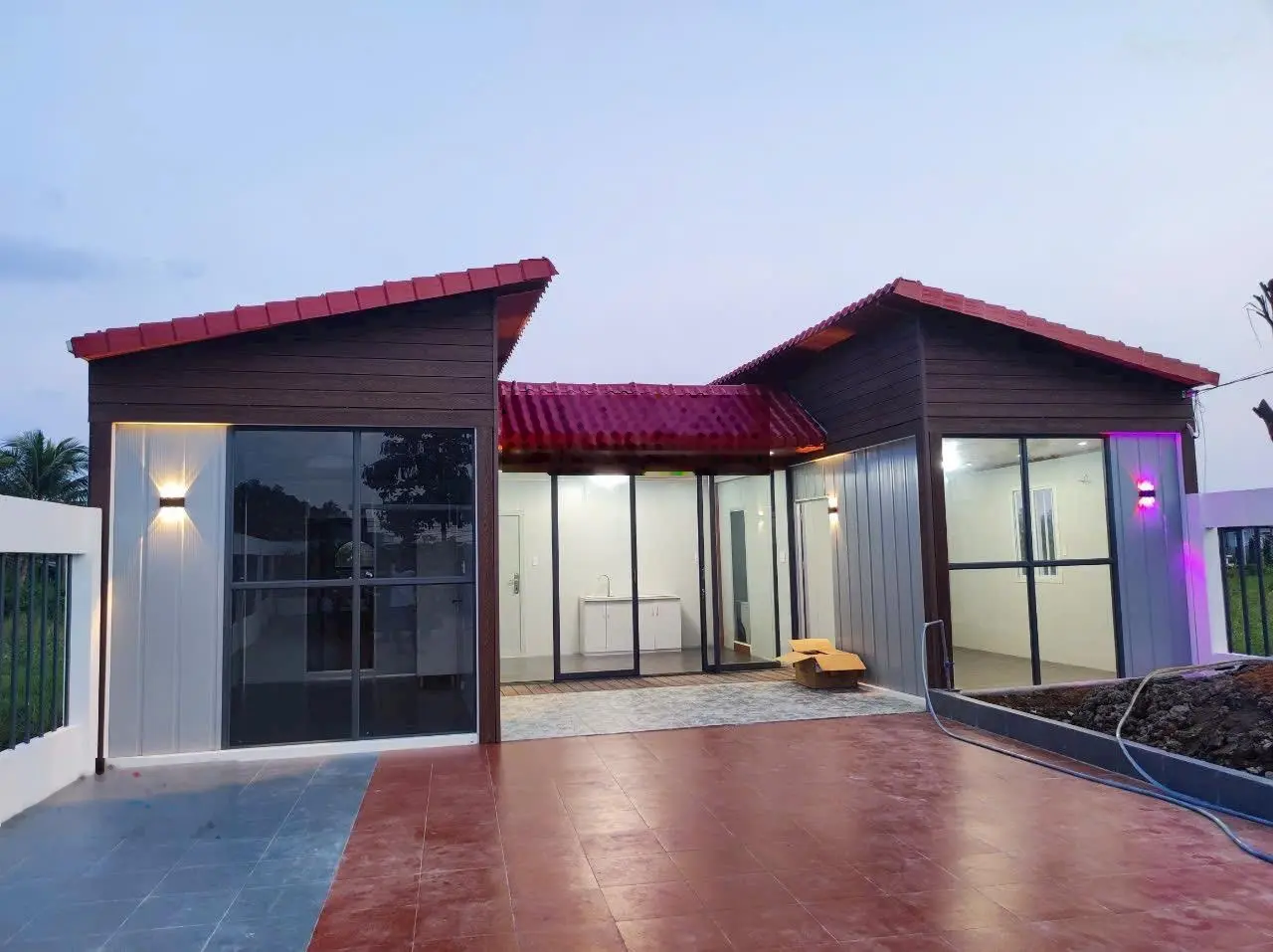 Bán nhà mặt tiền Tỉnh Lộ 827D ở Phú Ngãi Trị , Châu Thành , LA _ DT : 10 x 26m2 (nhà đã hoàn công)