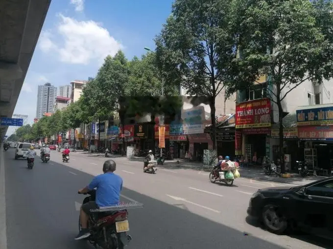 Nguyễn trãi - thanh xuân -200m2 , 6 tầng , mt 8m thoáng - kinh doanh đỉnh- dòng tiền khủng.