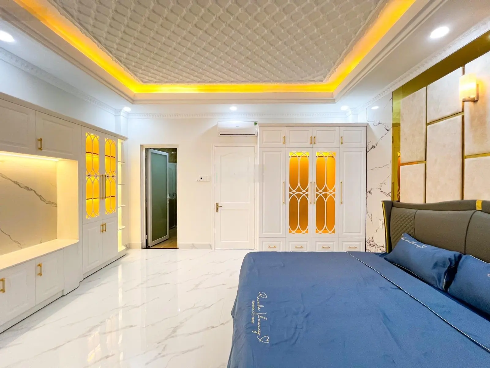 Bán nhà sổ riêng 95m2 South Villa Phước Kiển Nhà Bè gần quận 7 khoảng 5,5km, full nội thất