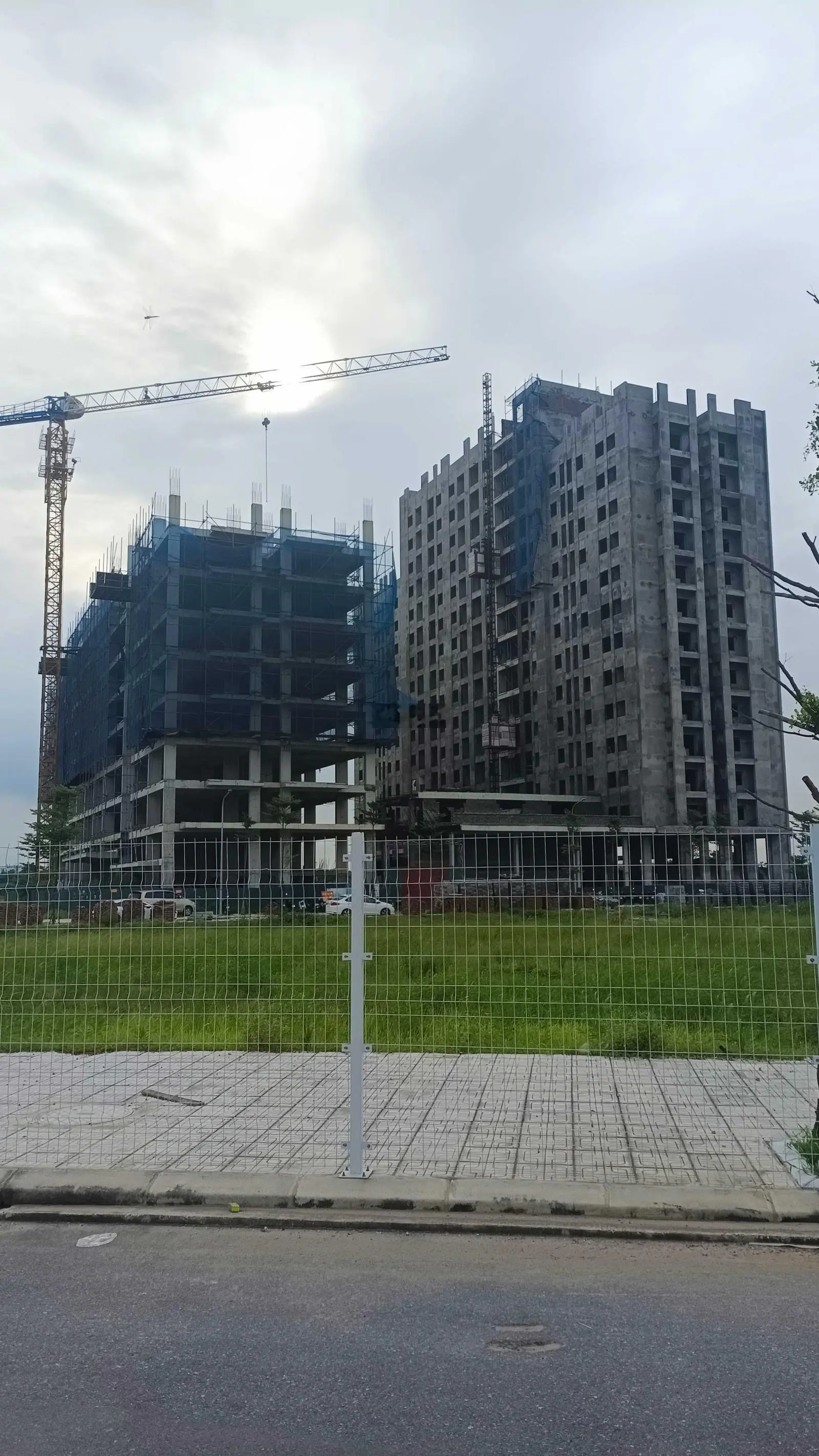 729tr có ngay căn góc 2PN tầng trung rộng nhất GrandHome Yên Phong