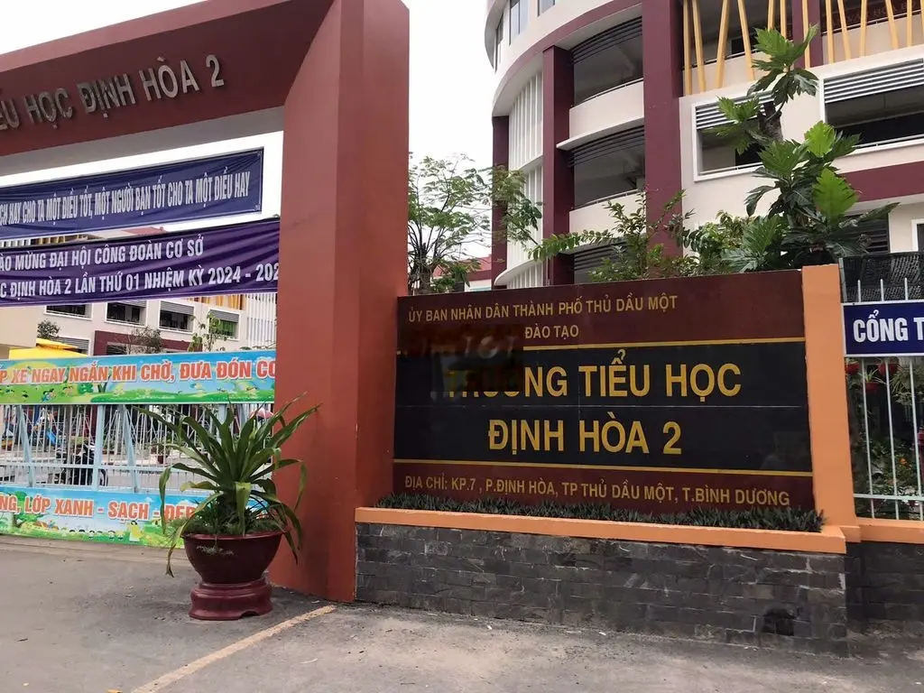 Bán Đất Thủ Dầu Một Mặt Tiền Kinh Doanh Buôn Bán Sát TRường Học