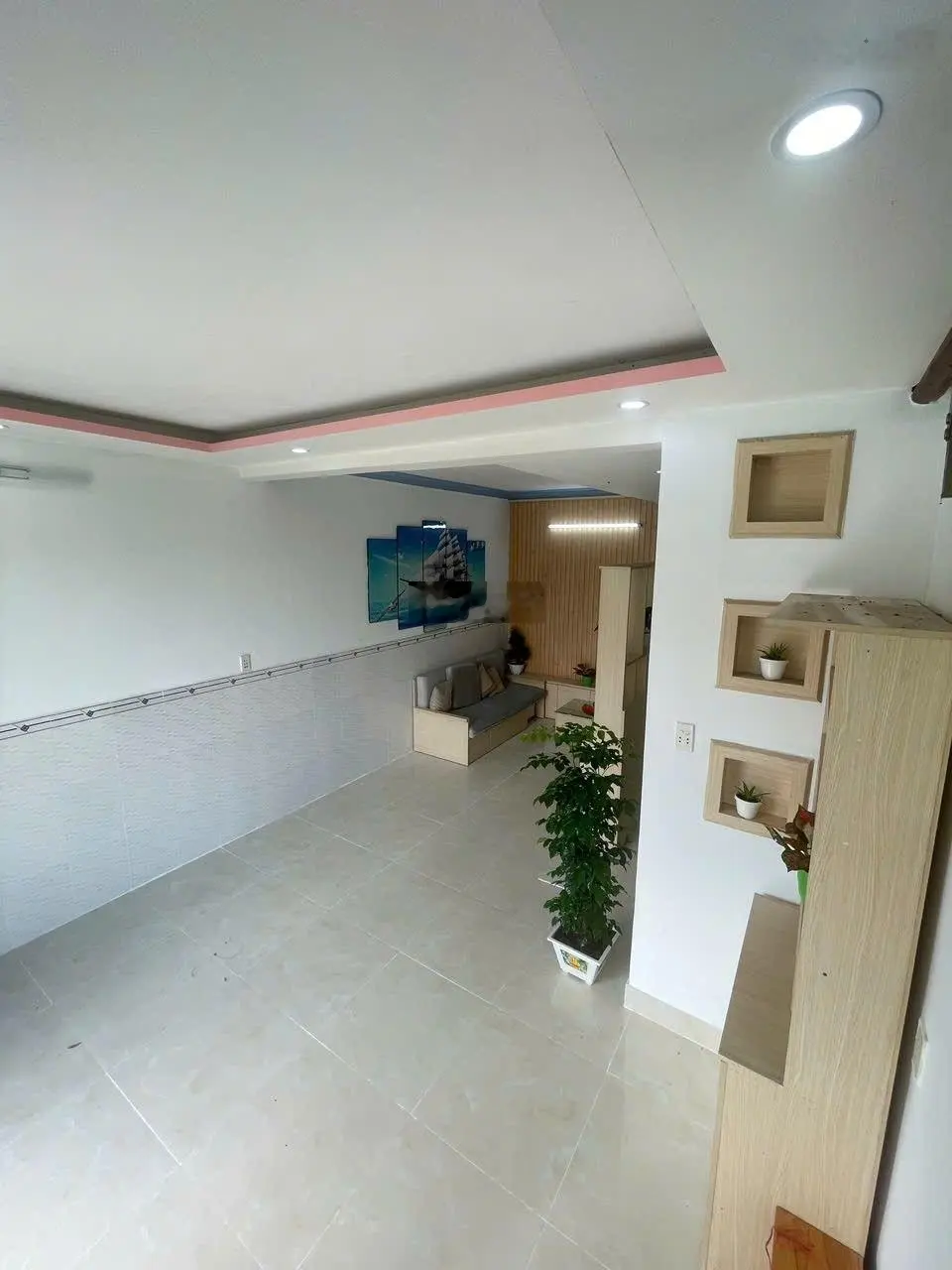 Bán nhà riêng tại Mỹ Hạnh Nam, 670 triệu, 80m2, full thổ, gần chợ chỉ 100m. Kẹt tiền bán gấp