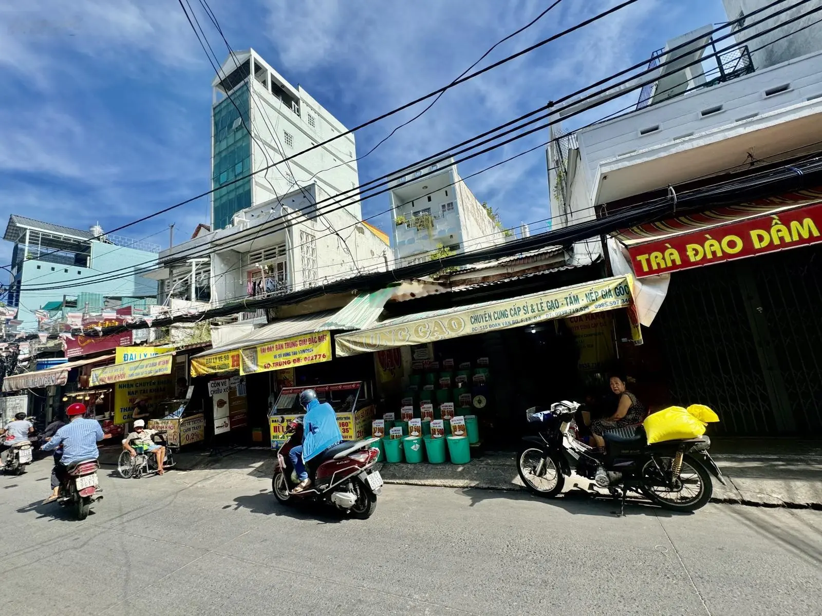 Bán nhà mặt tiền kinh doanh Đoàn Văn Bơ,P.13,Q.4-chính chủ một đời chưa qua đầu tư