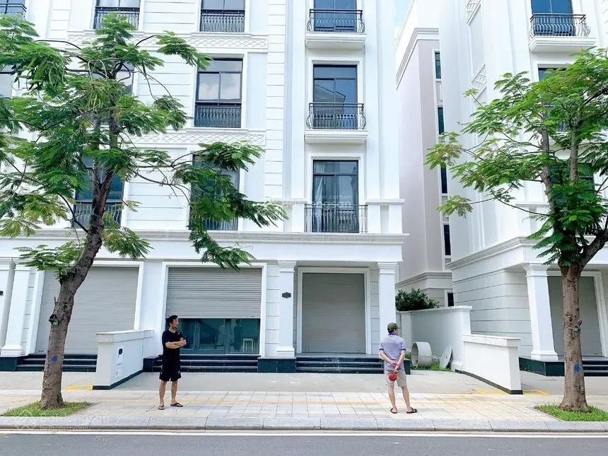 Căn nhà phố sân vườn khu biệt thự Vinhomes Grand Park Quận 9 đáng mua nhất lúc này!