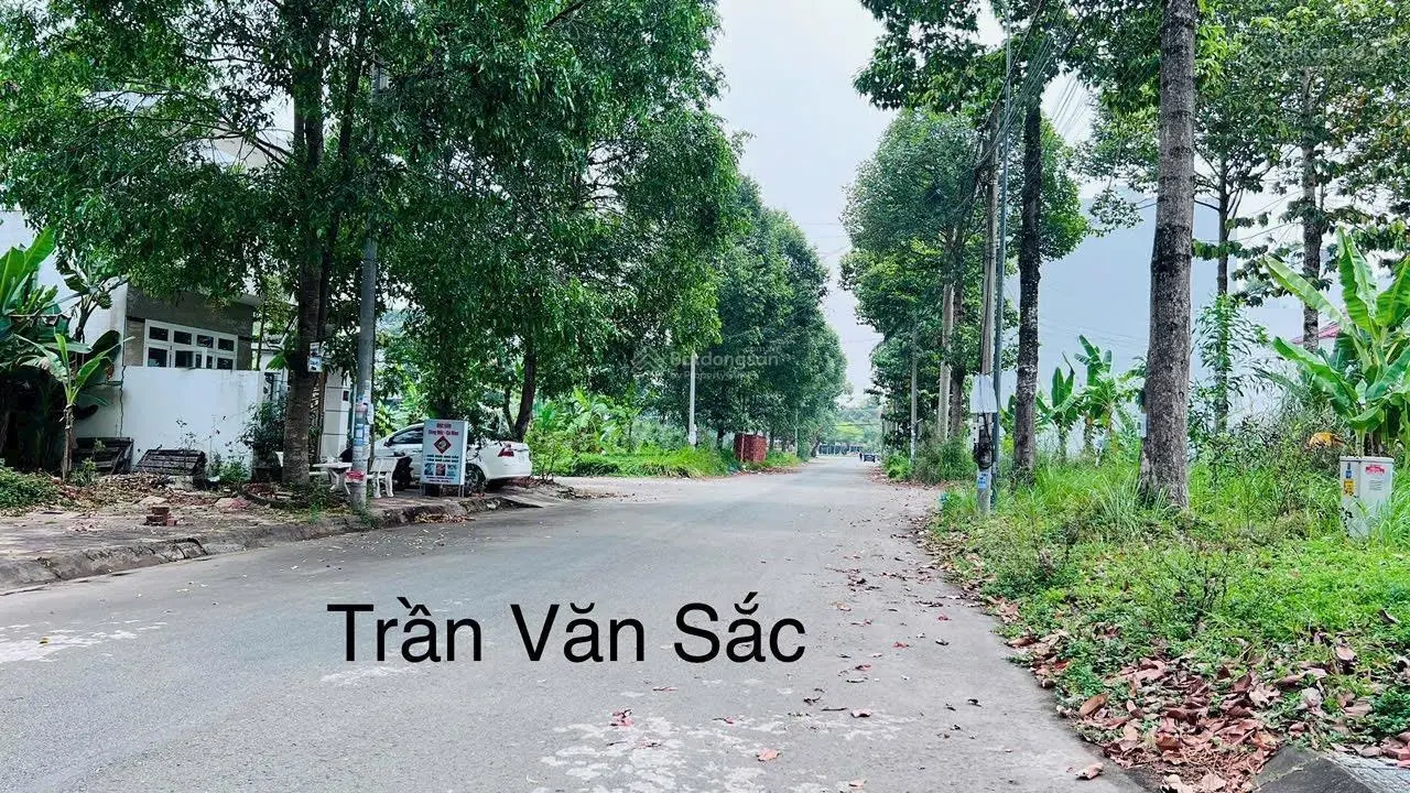 Bán nền đường Trần Văn Sắc khu Diệu Hiền đoạn ngoài DT 4.5x23 - giá 2.83 tỷ