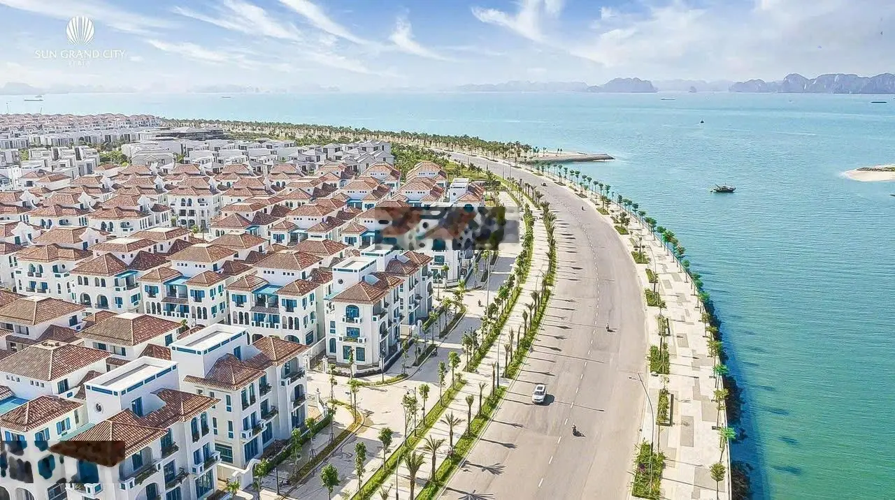 Bán biệt thự 175m2, 17 tỷ tại Ferria hướng Đông Nam, view biển. Bãi Cháy, Hạ Long