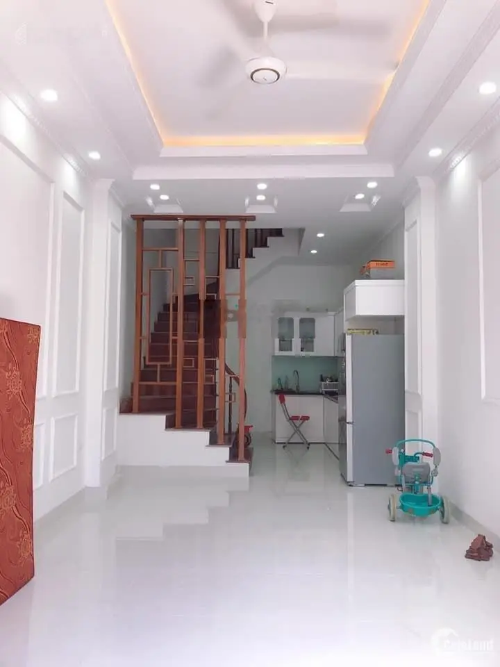 Nhà đẹp Yên Xá 30m2 giá nhỉnh 6 tỷ chính chủ (MTG)