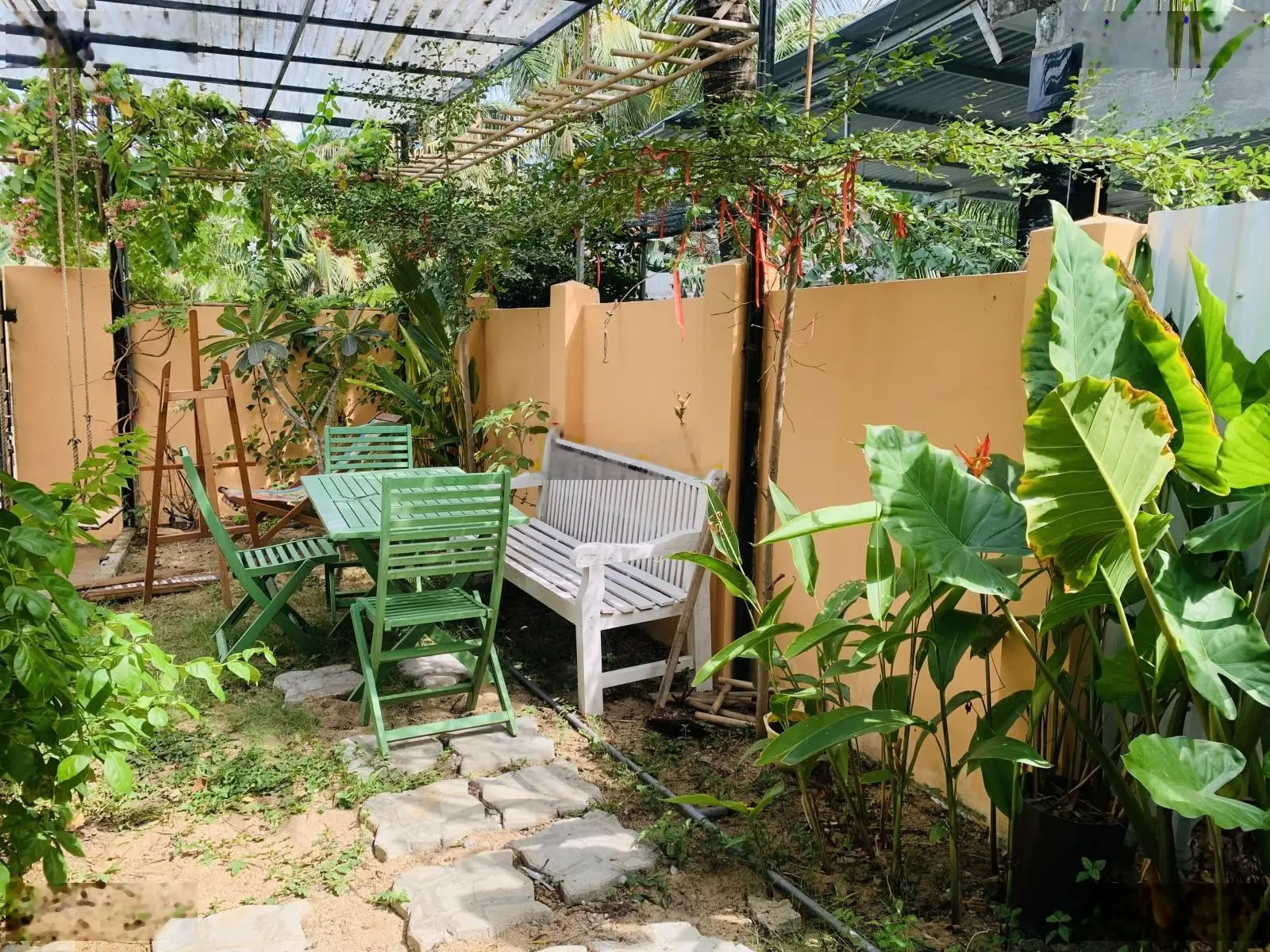 Bán nhà vườn đang làm homestay kế bên KDL Ba Hồ 1,5 tỷ lh: 0914 887 ***