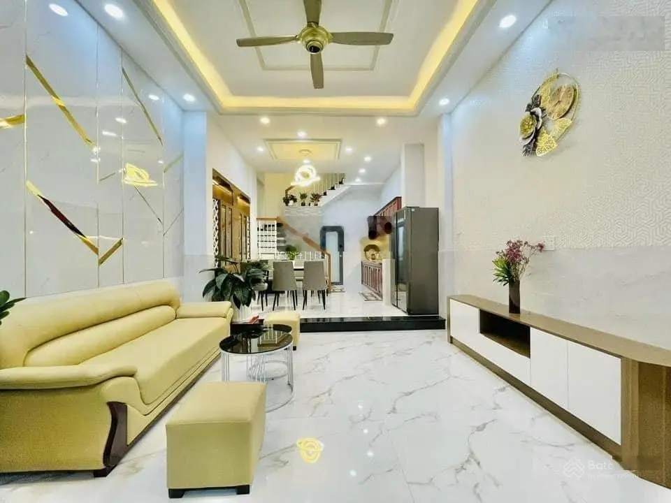 Bán nhà Đ Bình Quới P28 Bình Thạnh sát CLB thể dục Thanh Đa. 65,32m2 giá 2tỷ980. Đang cho thuê 26tr