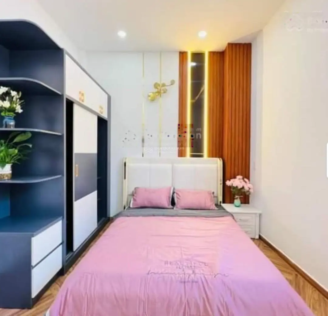 Thiếu nợ bán nhà Đoàn Thị Điểm Phú Nhuận 46.5m2, sổ riêng