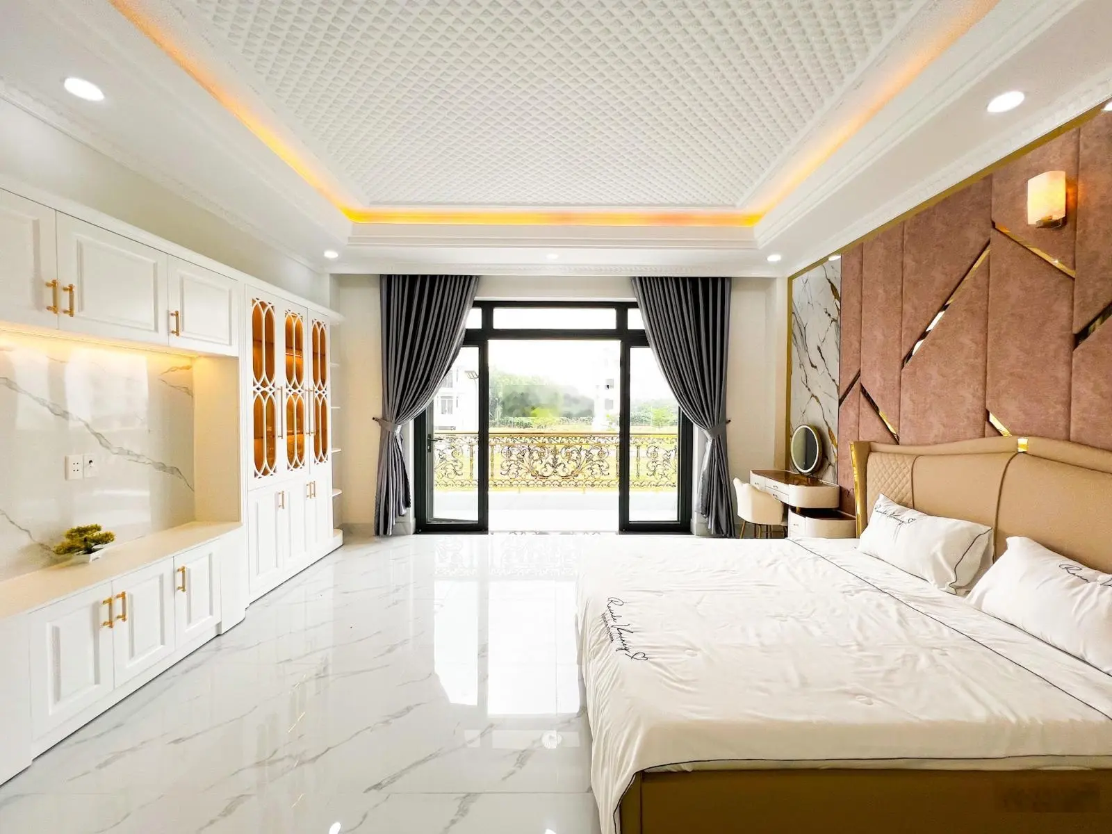 Bán nhà sổ riêng 95m2 south villa phước kiển nhà bè gần quận 7 khoảng 5,5km | Full nội thất