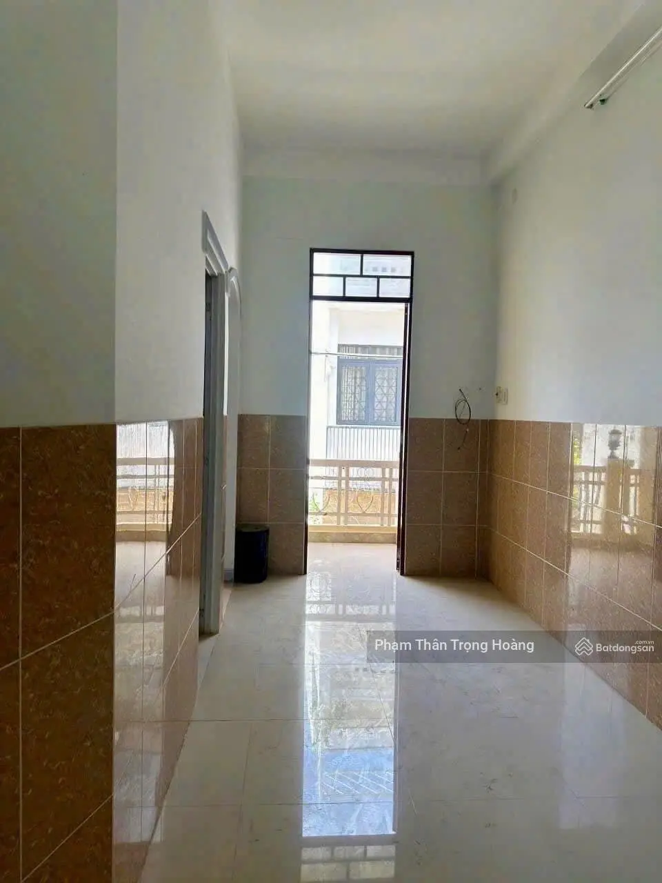 Bán nhà 3 tầng hẻm đường Nguyễn Phi Khanh, Vĩnh Hoà, Nha Trang 67,5m2 (rộng 5m) giá 3,6 tỷ