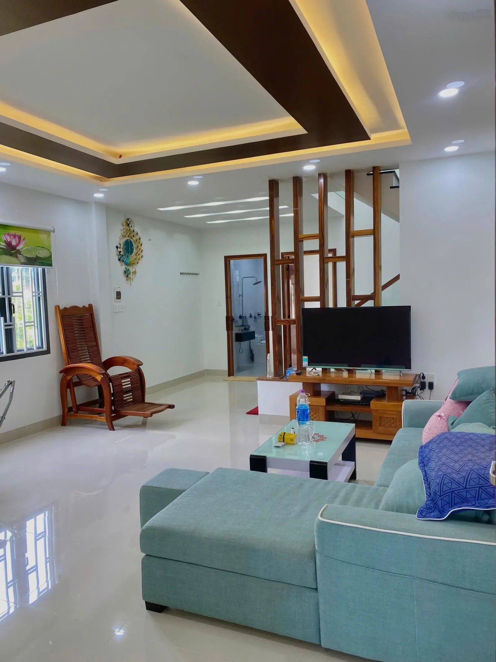 Bán nhà đẹp 3 tầng tại Hòn Rớ 2, Nha Trang - 4,5 tỷ, DT 90m2, 2 PN, full nội thất