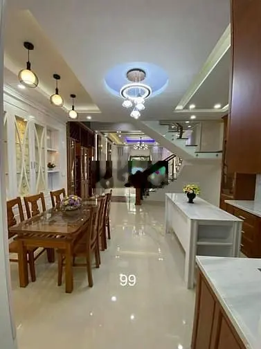 Bán gấp nhà giá tốt Hùng Vương, p1,q10, 90m2, 4tỷ200, sỗ sẵn.