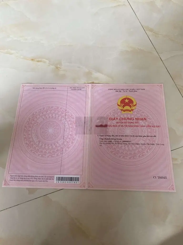 Cần tiền cho con đi học