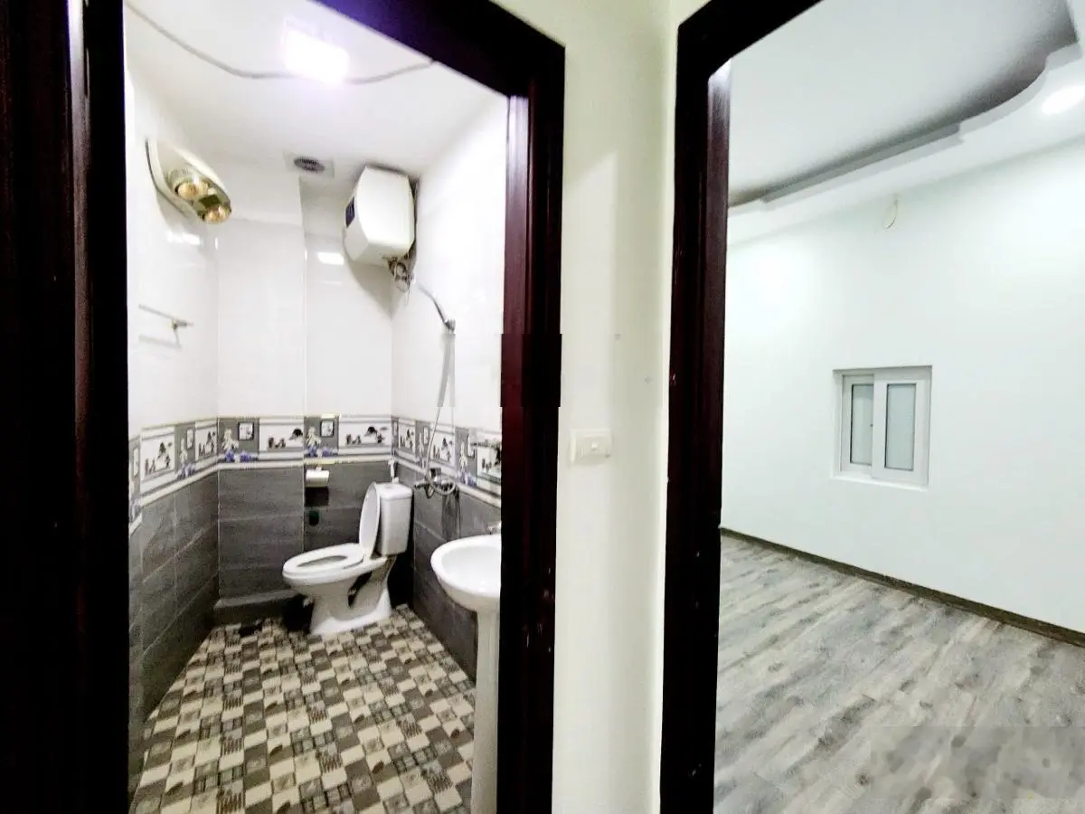 Bán gấp nhà riêng 4PN, 4WC tại Đội Cấn, Ba Đình, Hà Nội, giá 6,8 tỷ, 42m2, full nội thất y hình