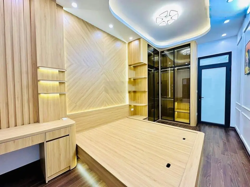 Siêu phẩm lô góc Trương Định, 40m2 4 ngủ, mặt ngõ KD, Nhà đẹp ở ngay, chưa đến 7 tỷ