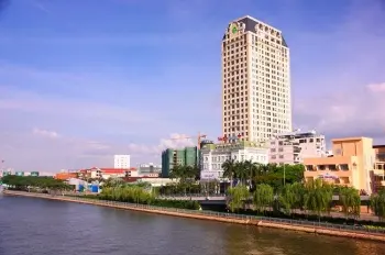 Cần bán căn hộ Saigon Royal - 5.95 tỷ (82m2) - full nội thất - LH 0918753177