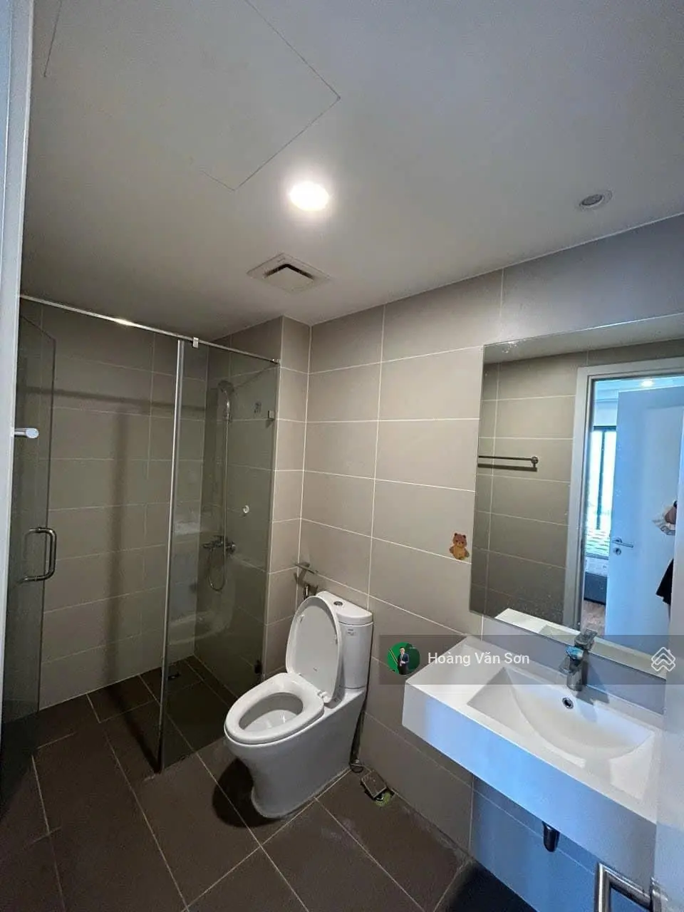 Chuyển nhượng 5căn hộ cao cấp 2PN2WC tại Kosmo Tây Hồ, sẵn sổ, xem nhà 247, giá trực tiếp chủ nhà