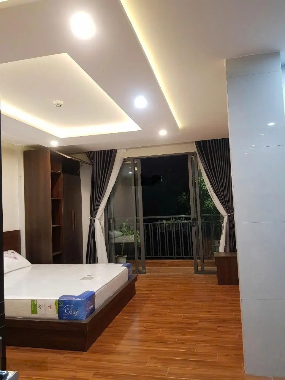 Bán toà căn hộ view cầu Rồng thiết kế dạng Luxury doanh thu tốt