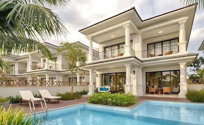 Chính chủ bán căn Villa 4PN View biển tại Vinpearl Phú Quốc đang cho thuê LN cực cao giá 12 tỷ