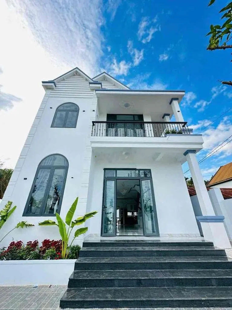 Bán Villa Mặt Tiền QL20 - Di Linh - Giá Đẹp như nhà