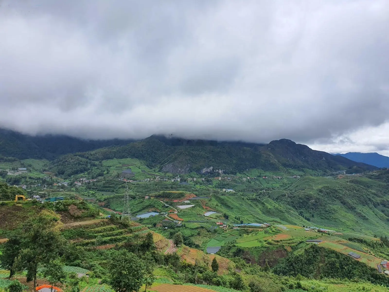 Bán đất view đẹp tại Mường Hoa, Sa Pa, Lào Cai. Diện tích 1000m2, giá thương lượng