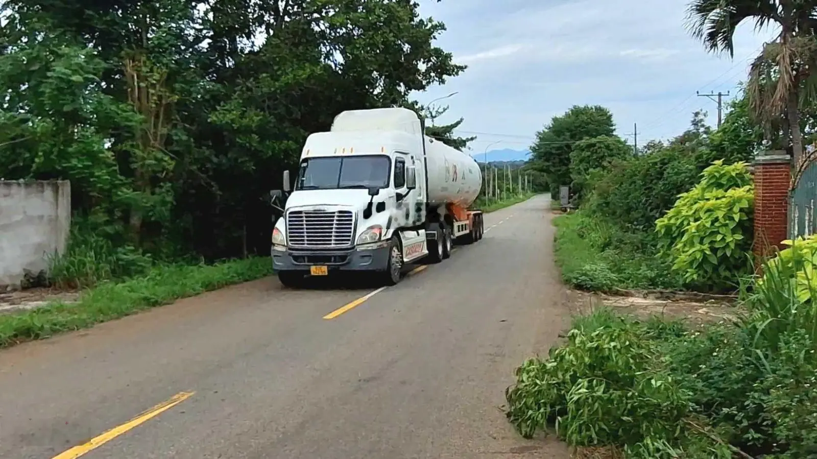 Một khu đất có tiềm năng lớn, sát cạnh thành phố Phú Mỹ, xây nhà xưởng hoặc đầu tư tích sản đều tốt