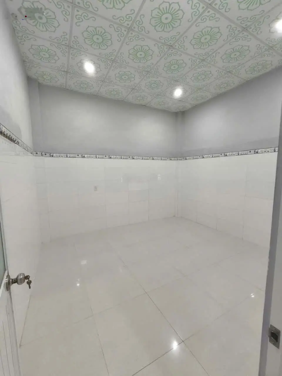 Nhà trung tâm Hiệp An gần trường Nguyễn Hiền cách Nguyễn Chí Thanh 150m, 3PN, 3WC đường oto.