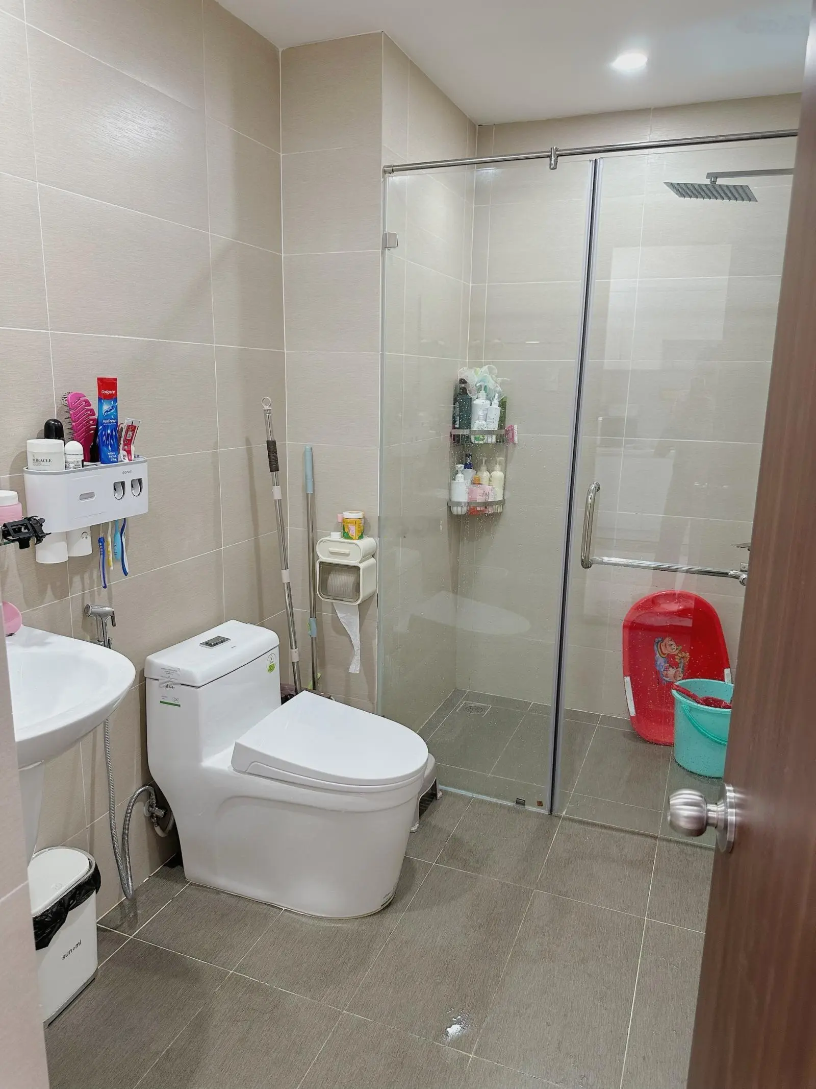 Em sang nhuợng căn 54m2,2pn/1wc - 2.3 tỷ ( nhà có nội thất sẵn, lh xem nhà: 0765 029 *** như