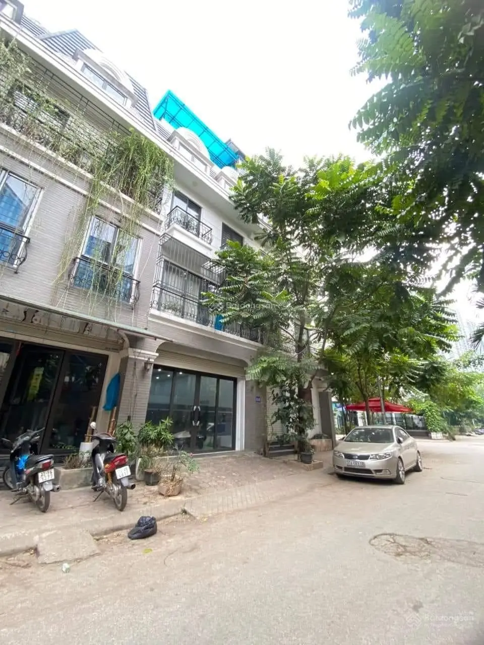 Bán biệt thự 141m2 tại Khu đô thị mới Phùng Khoang, 31 tỷ, view đẹp