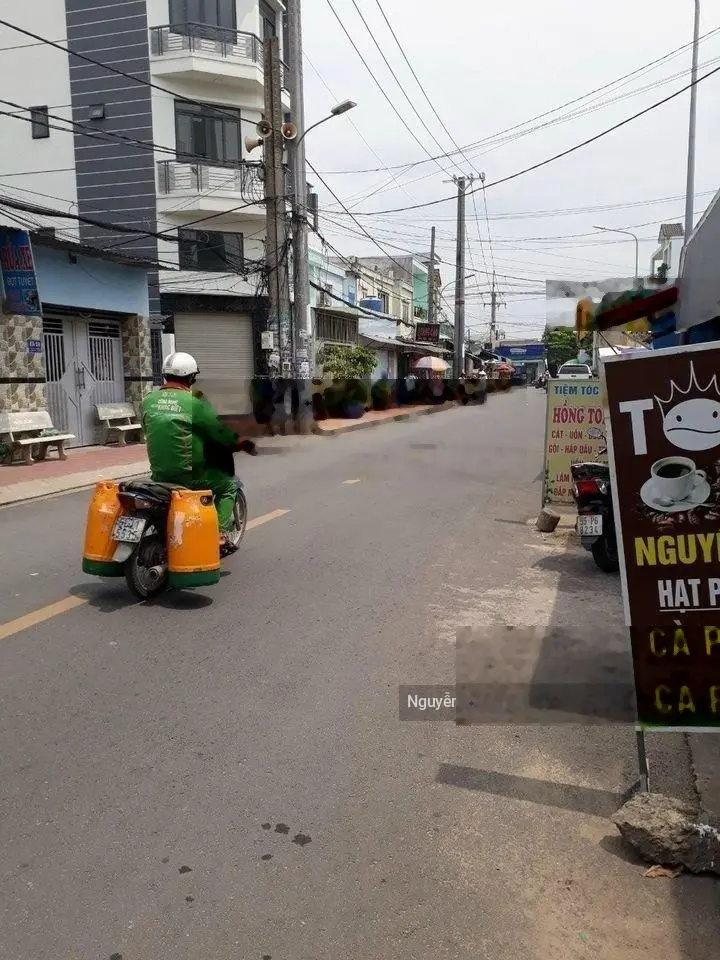 Bán dãy trọ 5 phòng 1 kiot 1 sẹc đường Nguyễn Văn Bứa Hóc Môn 106m2 Giá 1 tỷ 075tr thu nhập ổn định