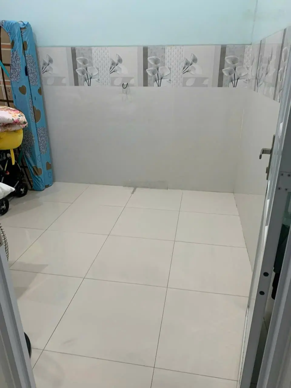 Chủ nhà gởi bán nhà 1 trệt 1 lầu p. hiệp hòa, 4.3x21=89.2 m2,sổ riêng,đường đặng văn trơn vào 200m