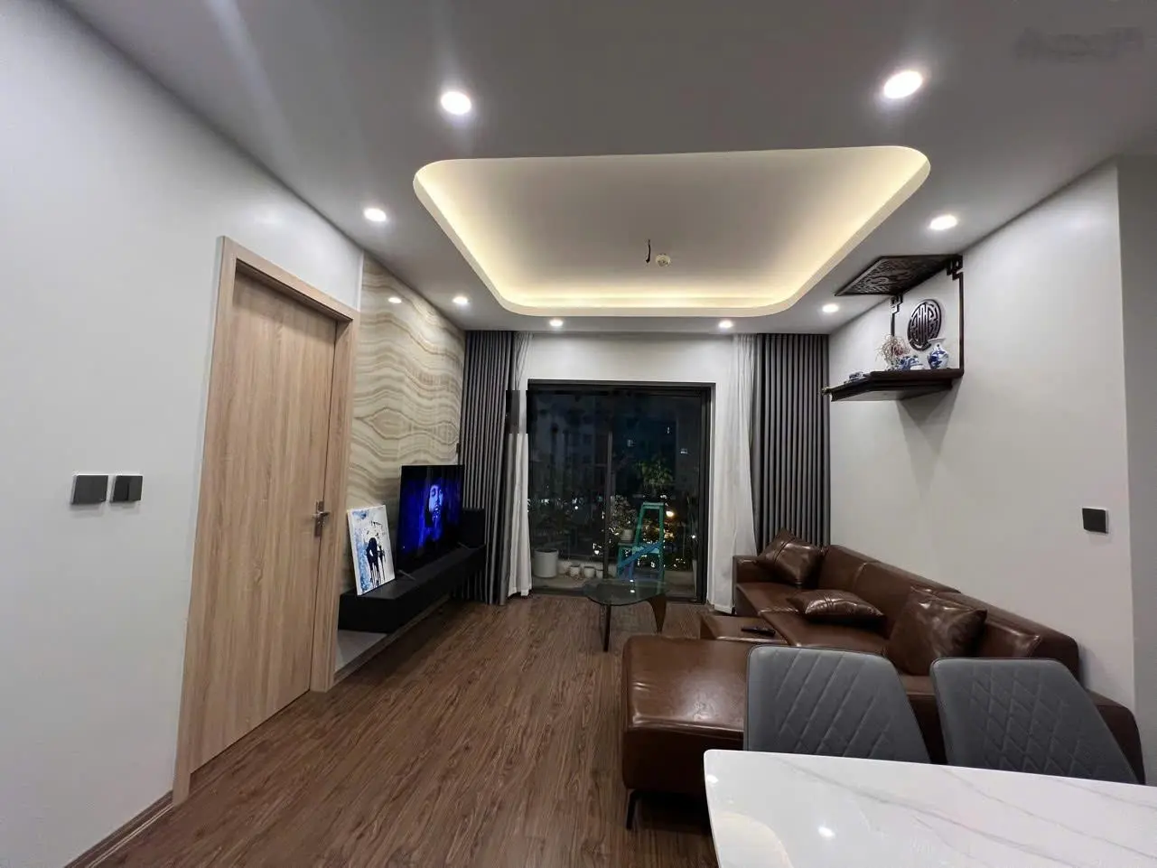 Bán gấp căn 84m2 (2PN + 1) giá 5,1 tỷ tòa L1 chung cư Jardin - Sài Đồng. View hồ - Nguyên bản